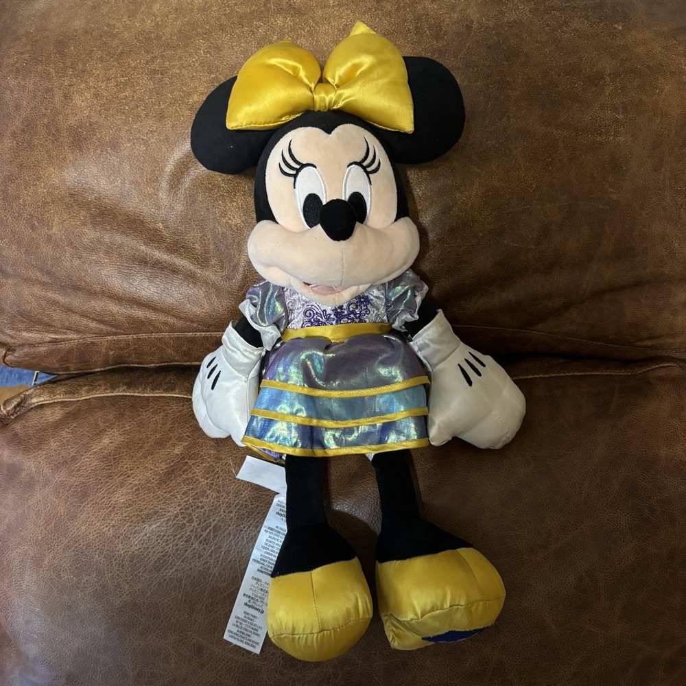 Walt Disney World 50th Anniversary‎ Celebration Minnie Mouse 16" Plush Doll